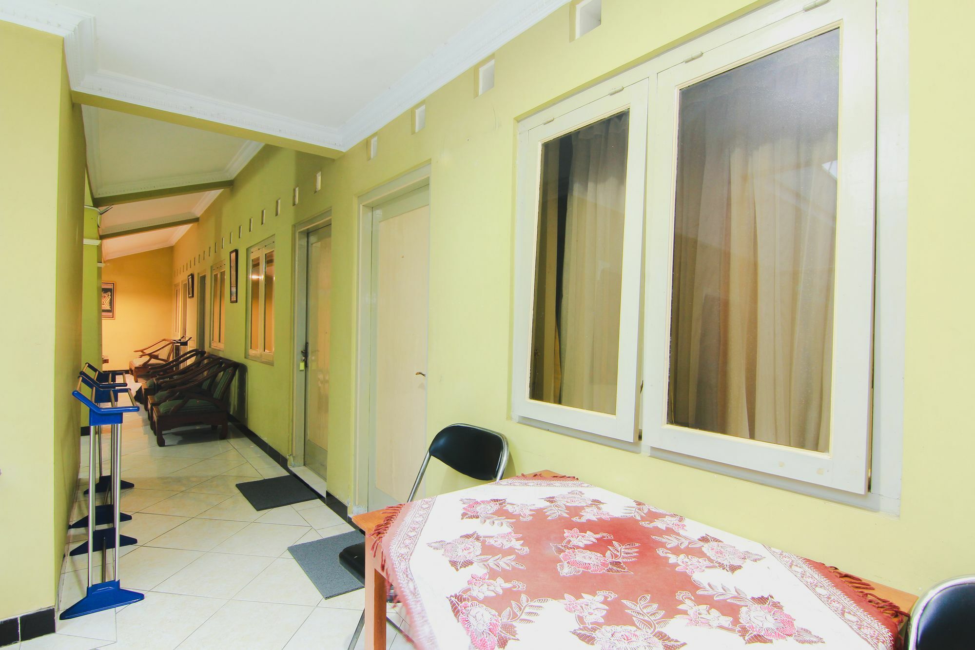 Griya Batik Giri Sekar Homestay Yogyakarta Bagian luar foto