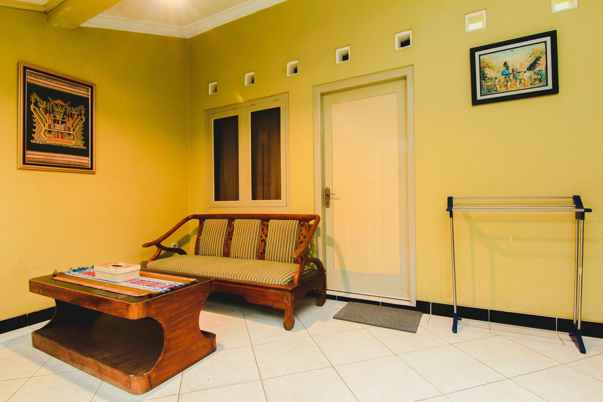 Griya Batik Giri Sekar Homestay Yogyakarta Bagian luar foto